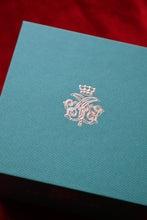 Load image into Gallery viewer, Rathbornes Ashford Castle Scented Candle Ashford Castle Boutique