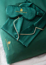 Load image into Gallery viewer, Ashford Castle Silk Pyjamas Mrs Tea's Boutique and Bakery