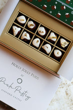 Load image into Gallery viewer, Holly Jolly Puds Mrs Teas Boutique