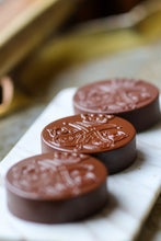 Load image into Gallery viewer, Ashford ‘Legend’ Millionaire Shortbread Paula Pastry
