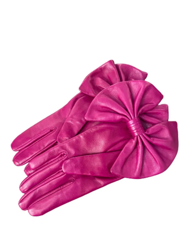 Paula Rowan - Stephanie Minnie Gloves Mrs Tea's Boutique and Bakery